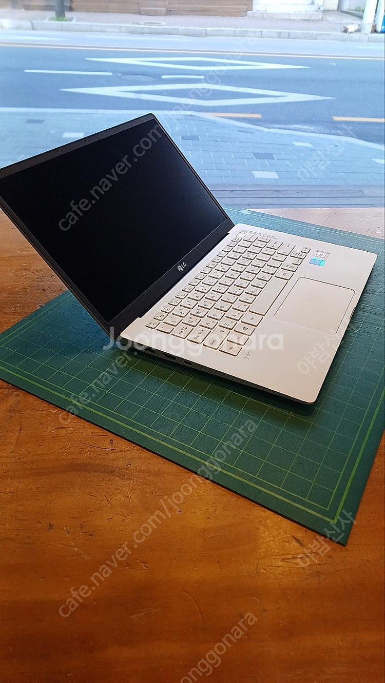 LG 그램 14ZB95N 11세대 i5, 16GB 판매...--1