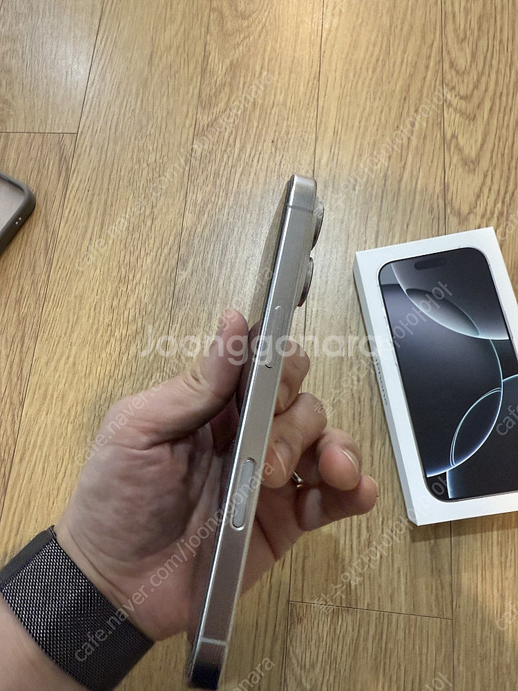 아이폰16프로 128gb 화이트--3