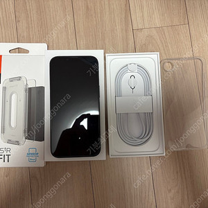 아이폰16e 128gb 블랙 S급 팝니다.