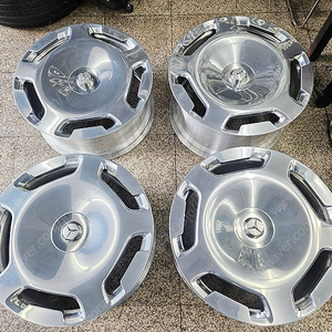 [판매] 벤츠 GLS600 마이바흐 신형 정품 23인치 휠 셋트