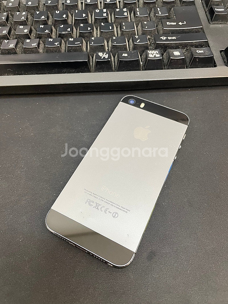 아이폰5S 그레이 16GB 해외판 가성비좋은 중고8만팝...--0