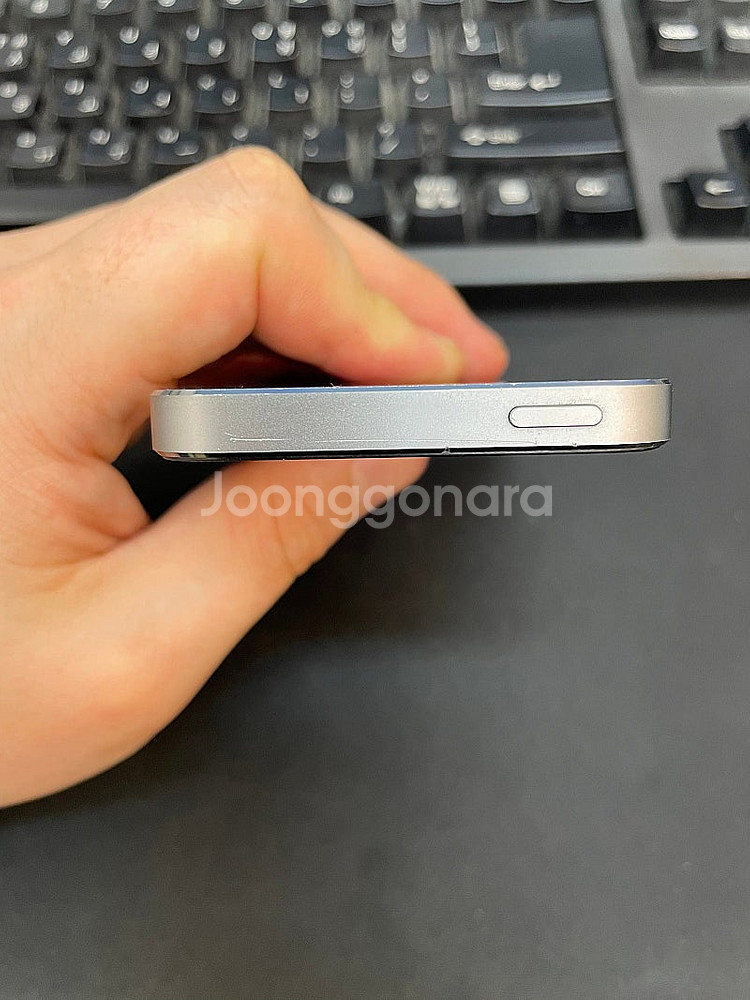 아이폰5S 그레이 16GB 해외판 가성비좋은 중고8만팝...--3