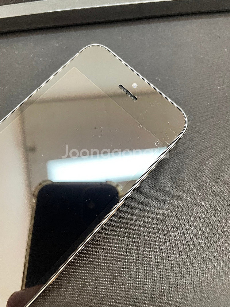 아이폰5S 그레이 16GB 해외판 가성비좋은 중고8만팝...--7