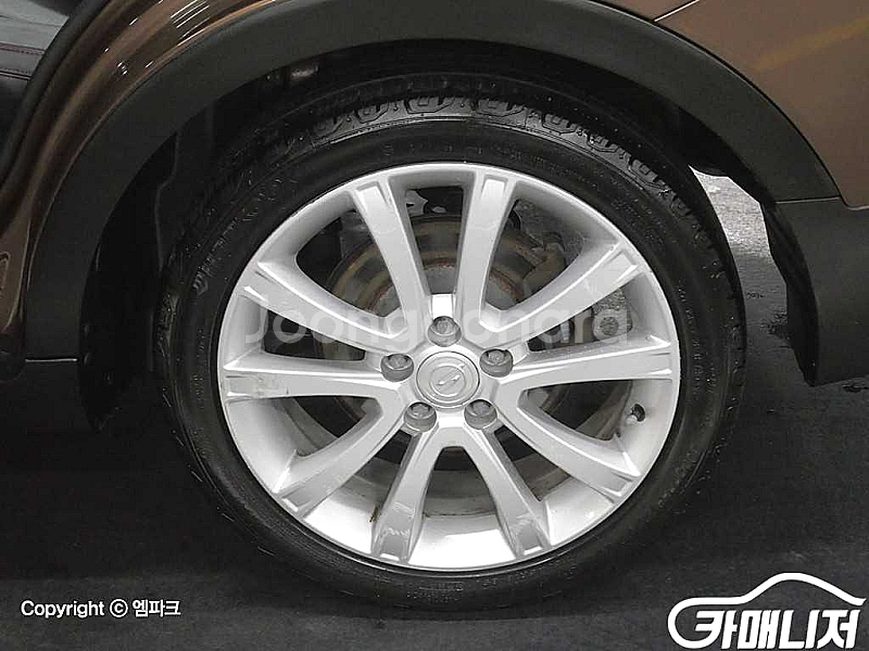 [KG모빌리티(쌍용) ]티볼리 에어 2WD 디젤 1.6...--9