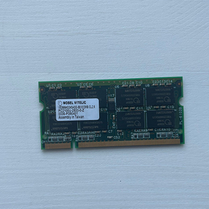 [팝니다] Mosel Vitelic PC2100U CL2.5 512MB 노트북 용 메모리 램