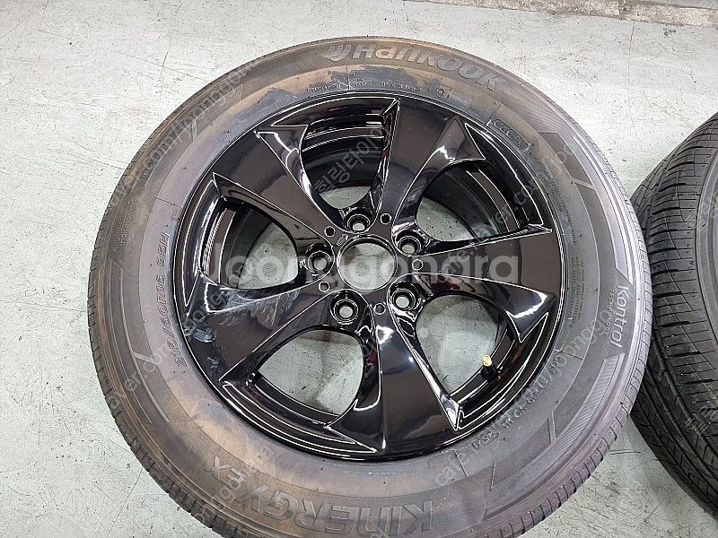 bmw 3시리즈 f30 16인치 중고휠타이어 판매 남양...--4