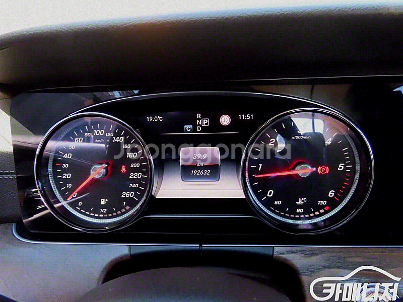 [벤츠]E-클래스 W213 E220d 익스클루시브 (5...--4
