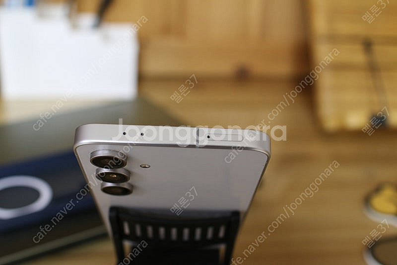 갤럭시 s24 fe 256기가 거의 새제품 판매합니다.--1