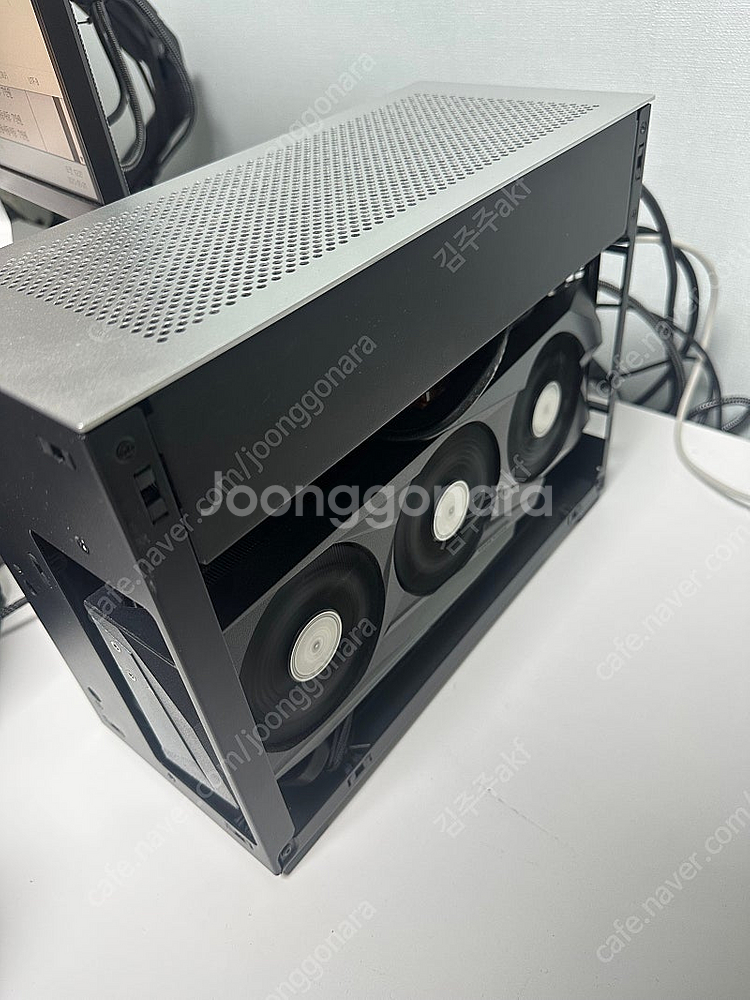 기가바이트 rtx3080 12gb--1