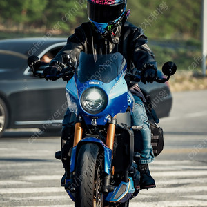 야마하 XSR900 신차급 8,000km 다수 튜닝