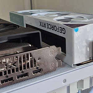 Xfx 9070xt swift2팬 96만판매