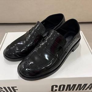 슈콤마보니 leather mule 로퍼 (235)