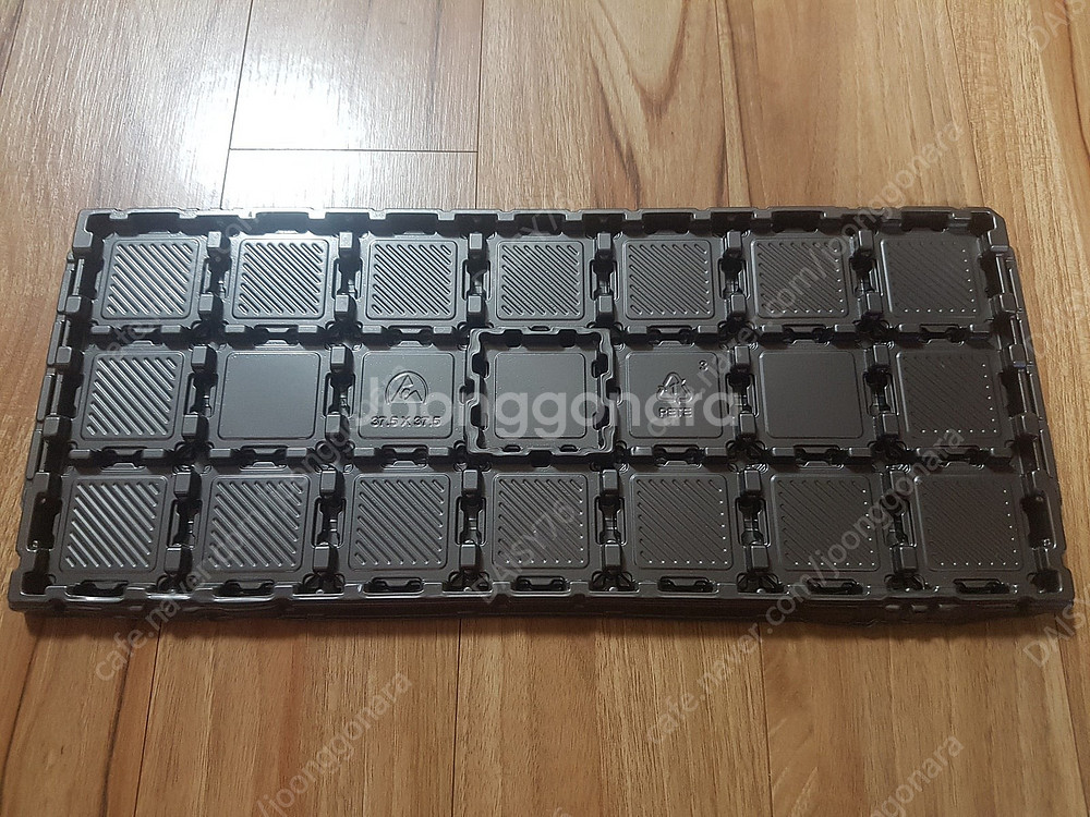 인텔 CPU용 트레이판 (개당 2500원)과 i7 47...--1