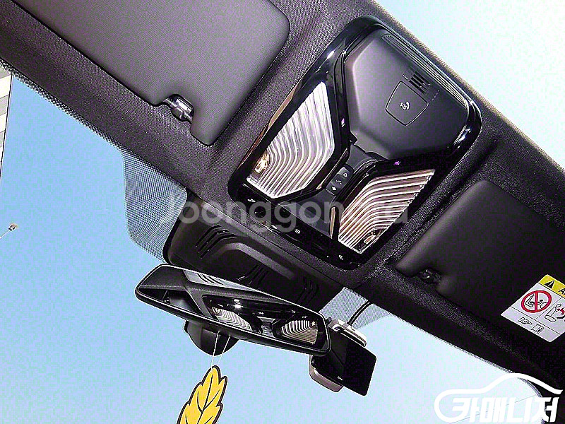 [BMW]3시리즈 (G20) 320i M 스포츠 2024 년 휘발유 중고차 전액할부 중고차리스 중고차수출--6