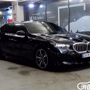 [BMW]5시리즈 (G60) 530i xDrive M 스포츠 (5인승) 2024 년 휘발유 하이브리드 중고차 전액할부 중고차리스 중고차수출