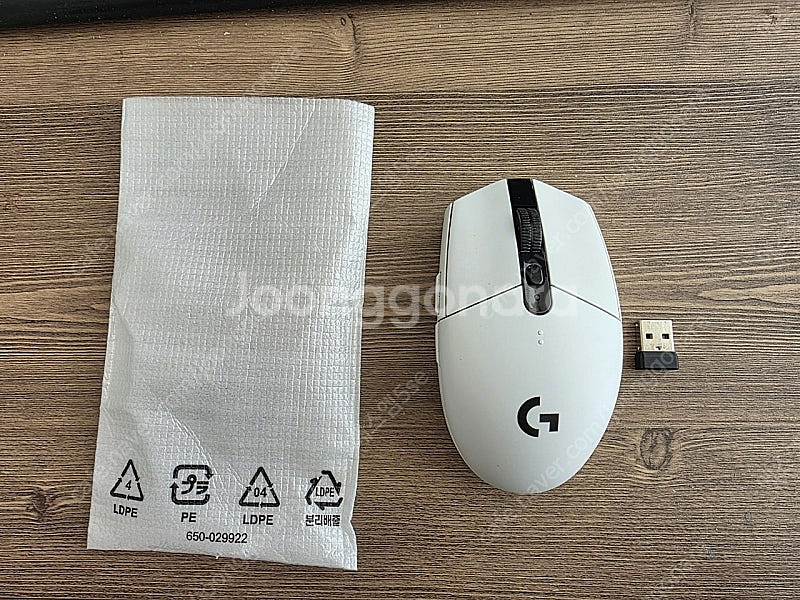로지텍 g304 마우스 화이트 깔끔 상태 팝니다.--0