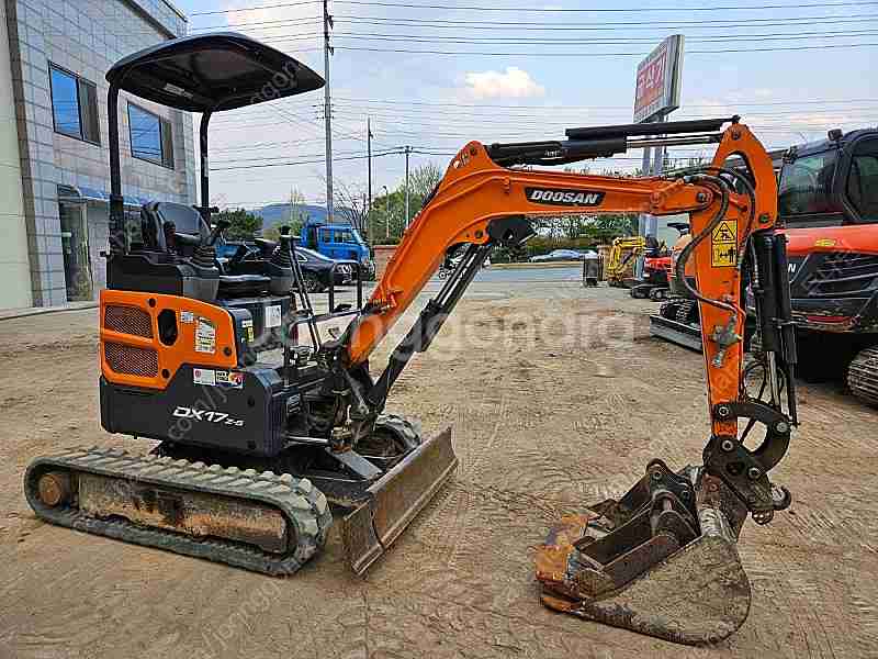 두산 DX17Z 7 2020년식 가동2900 버켓3종 1.7톤급 미니 중고굴삭기 미니017--1