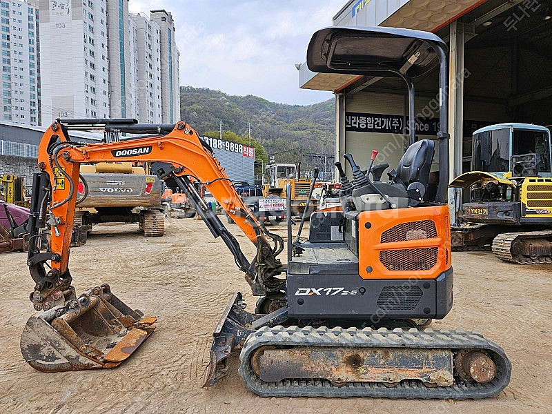 두산 DX17Z 7 2020년식 가동2900 버켓3종 1.7톤급 미니 중고굴삭기 미니017--6