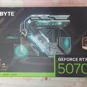 기가바이트 RTX 5070 GAMING OC 팝니다