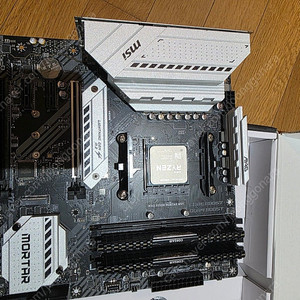 AMD 5700X3D + MSI MAG B550M MORTAR WIFI 박격포 + CORSAIR 3600 32g