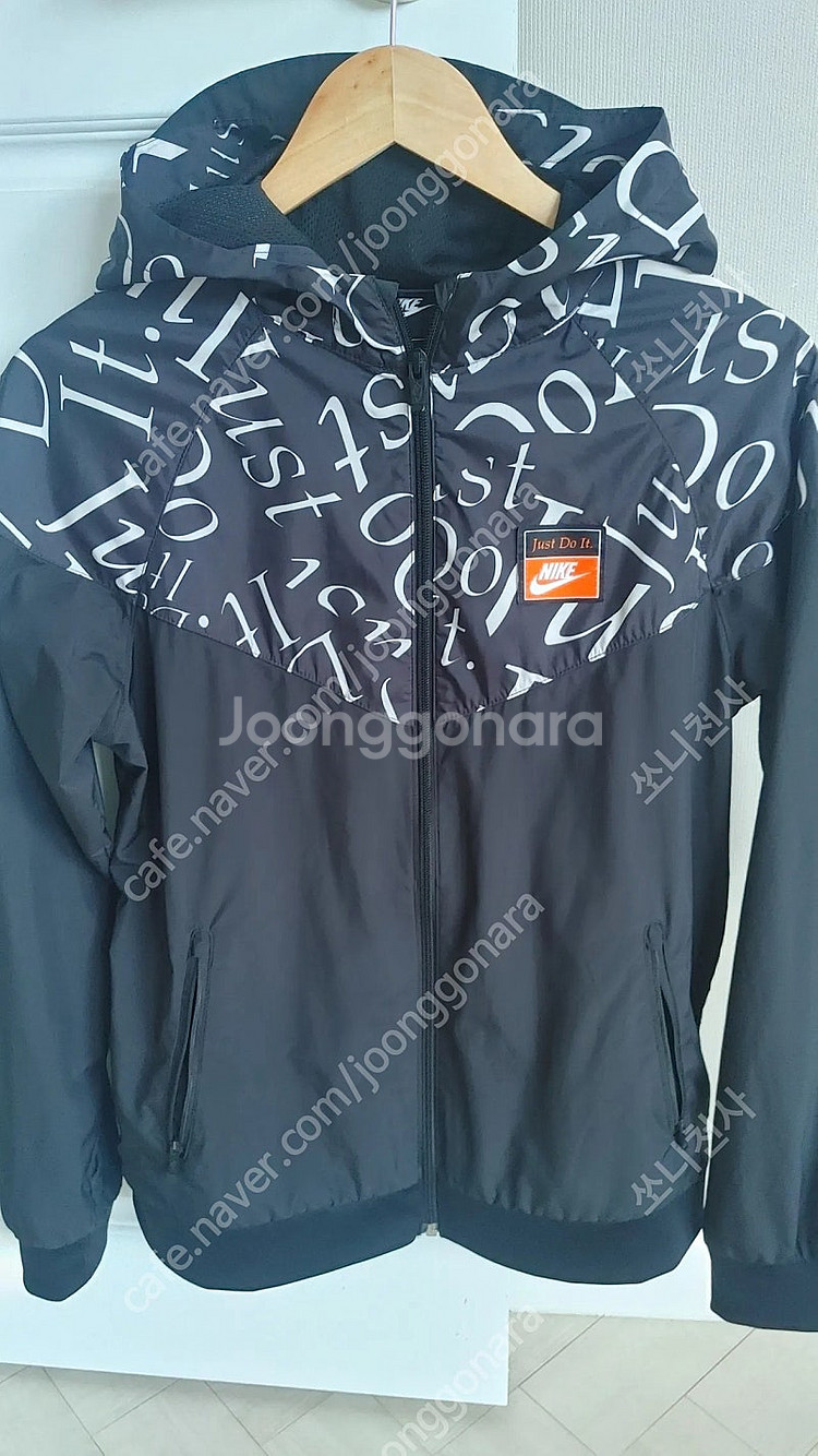 나이키 바람막이--0