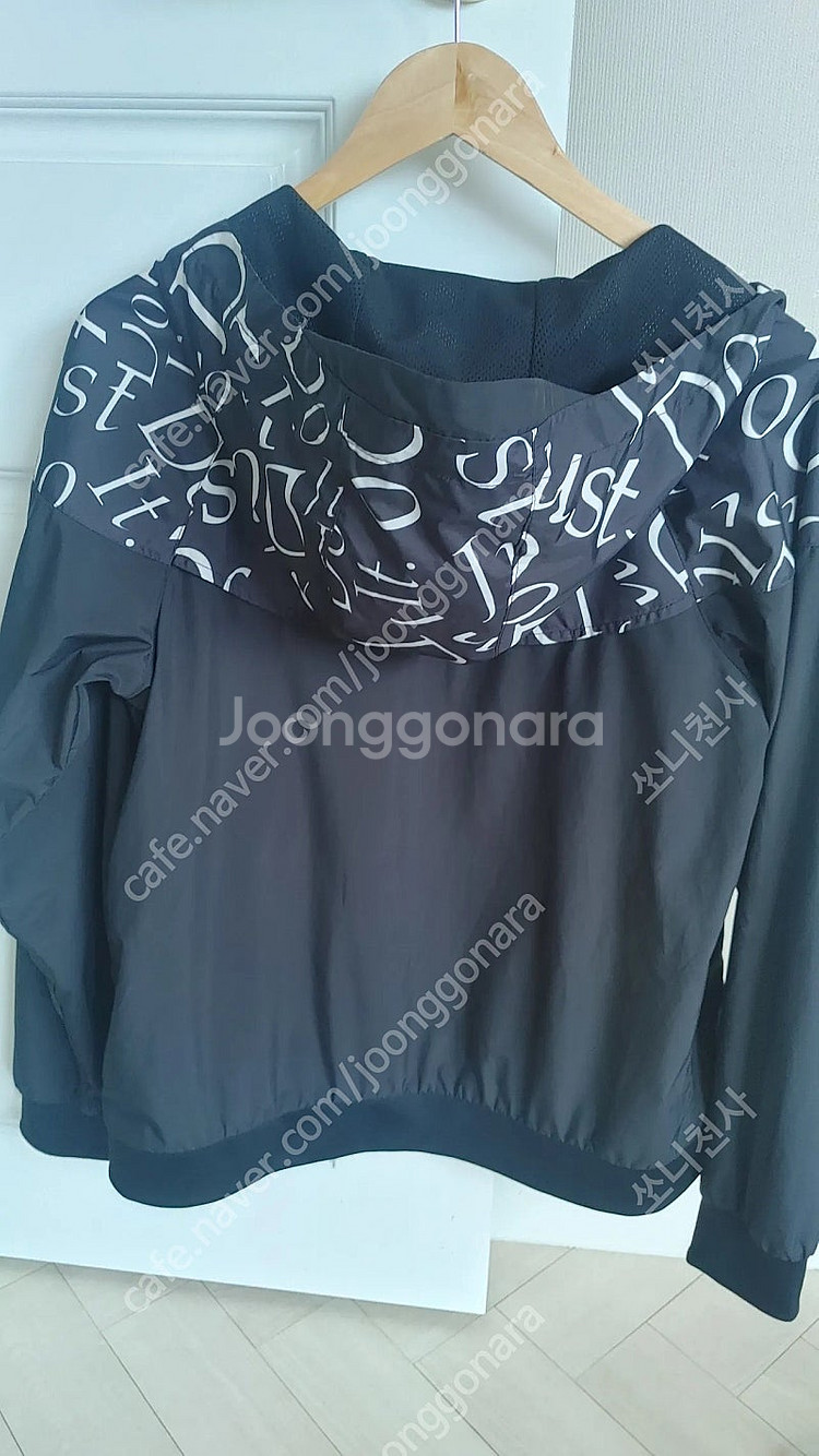 나이키 바람막이--1