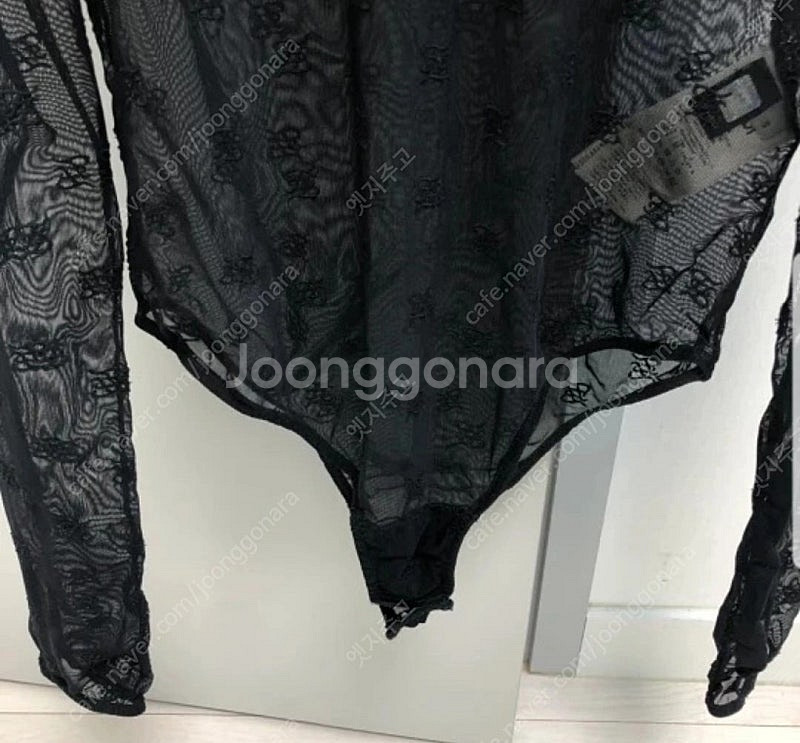명품 펜디 터들넥 바디수트 바디슈트 레이스 망사 거의새...--4