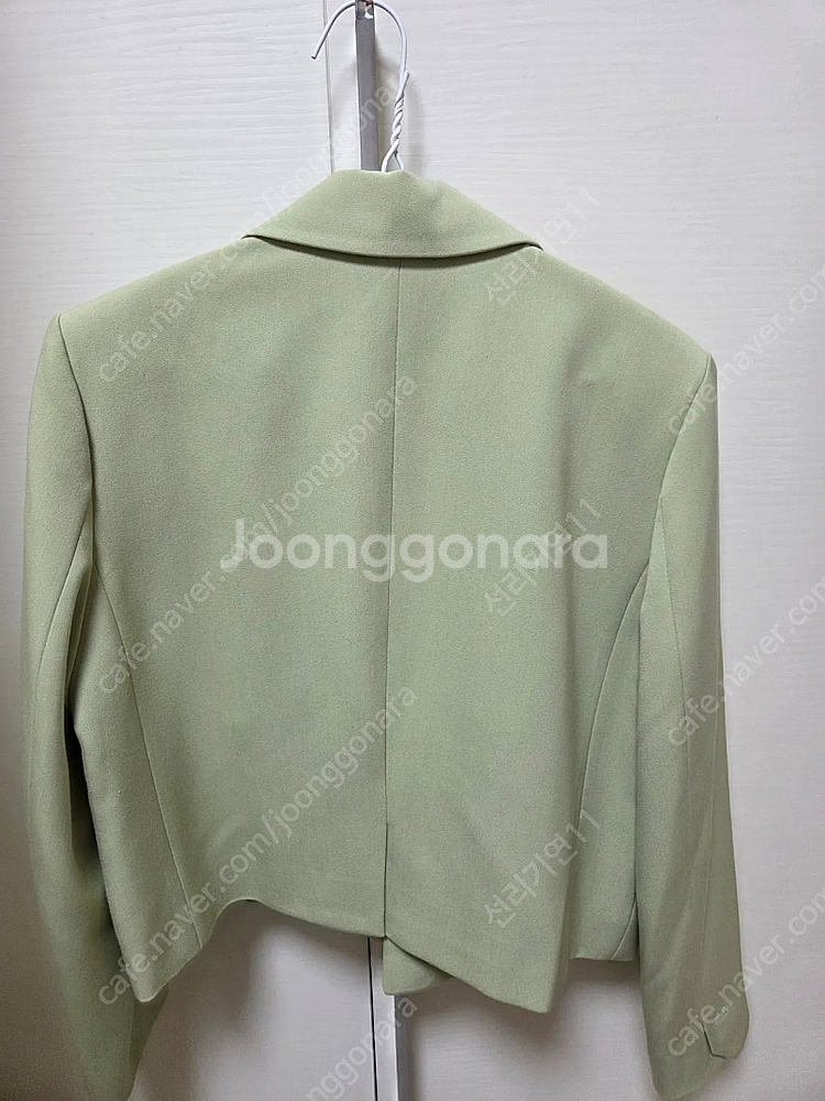 미쏘크롭자켓.거의새것--2