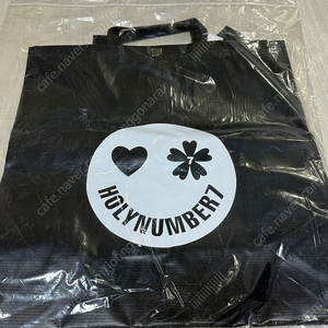 홀리넘버세븐 스마일 대형 쇼퍼백 블랙 새상품 택포 35000원