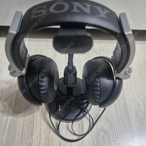 소니 MDR-XB900 윤미래 헤드폰