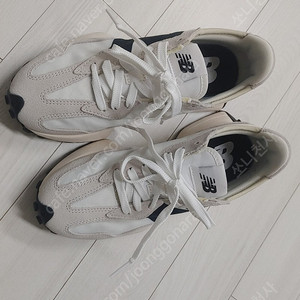 뉴발란스 327 235