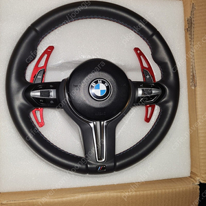 BMW M5핸들