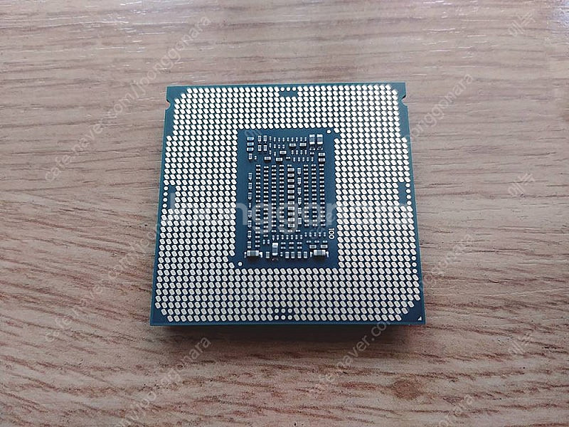 인텔 펜티엄 골드 G5400 + 인텔 기본쿨러--2