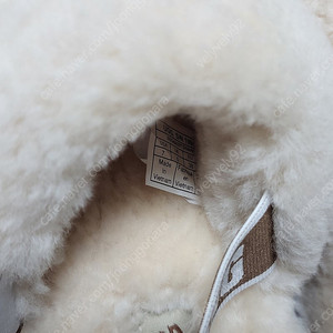 UGG 슬리퍼 240