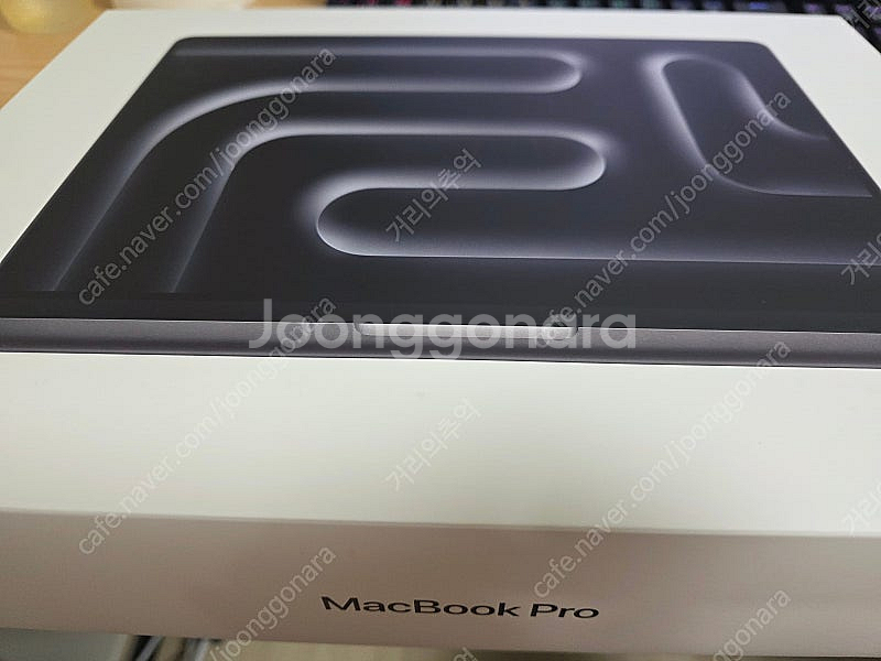 맥북프로 14 m14 12코어 24gb 512gb--1