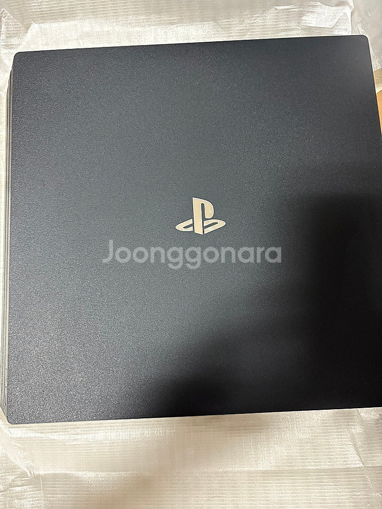 ps4프로 1TB 팝니다--3