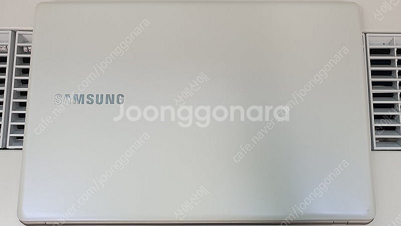 [16만원] 삼성노트북 15.6인치 NT500R5H-M...--2
