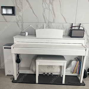 야마하 CLP-635WH 피아노 화이트