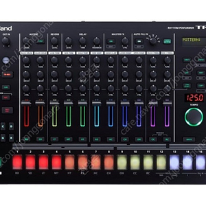 롤랜드 Roland TR8S 드럼머신 삽니다