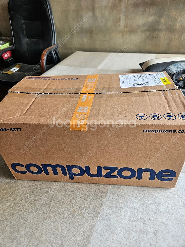 기가바이트 어로스마스터 RTX5080 블랙 미개봉 새제...--2