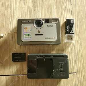 삼성 케녹스 ME4 디지털카메라