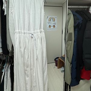 올라이츠 샘플세일 원피스 판매합니다.