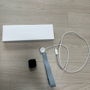 애플워치10 실버 gps 42mm 팝니다 거의새거