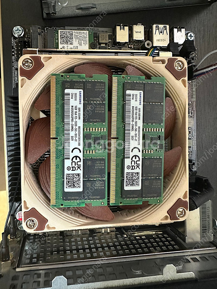 데스크미니 x600 8700g 32g 팝니다.--3