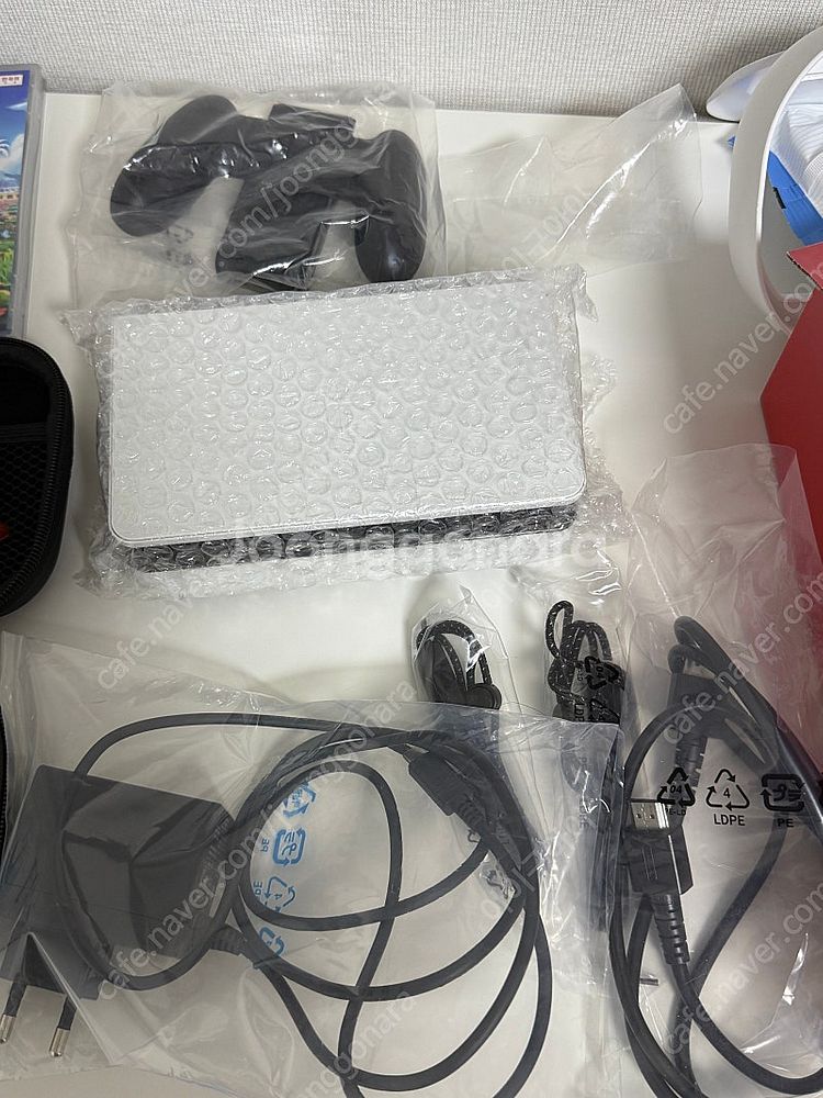 S급 스위치 oled 화이트 풀박스 팔아요 +본체케이스...--2