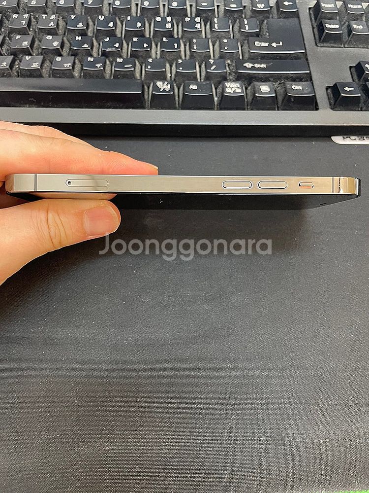 아이폰12프로 블랙 256GB 가성비좋은 중고32만팝니...--6