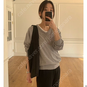 플라넬 린브이넥니트 그레이 새상품 팝니다