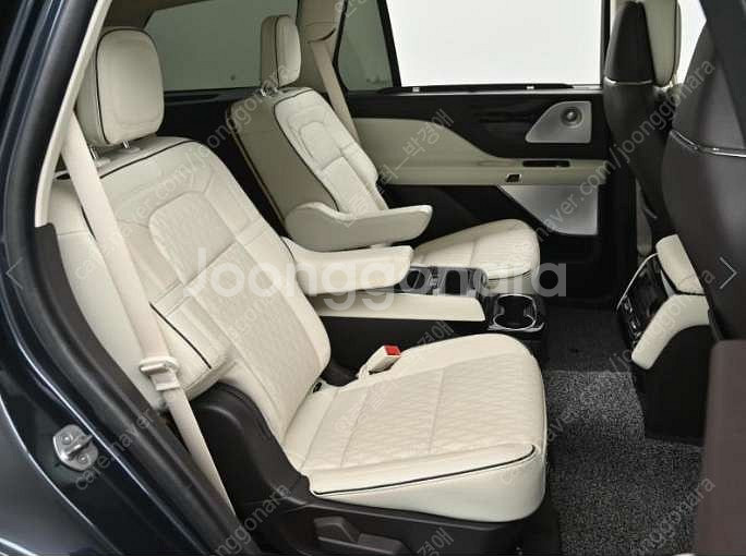 중고차 링컨 에비에이터(2세대) 3.0 V6 AWD 블...--3
