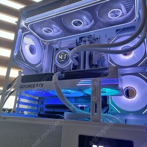 GALXY RTX5070TI 화이트 그래픽카드 팝니다