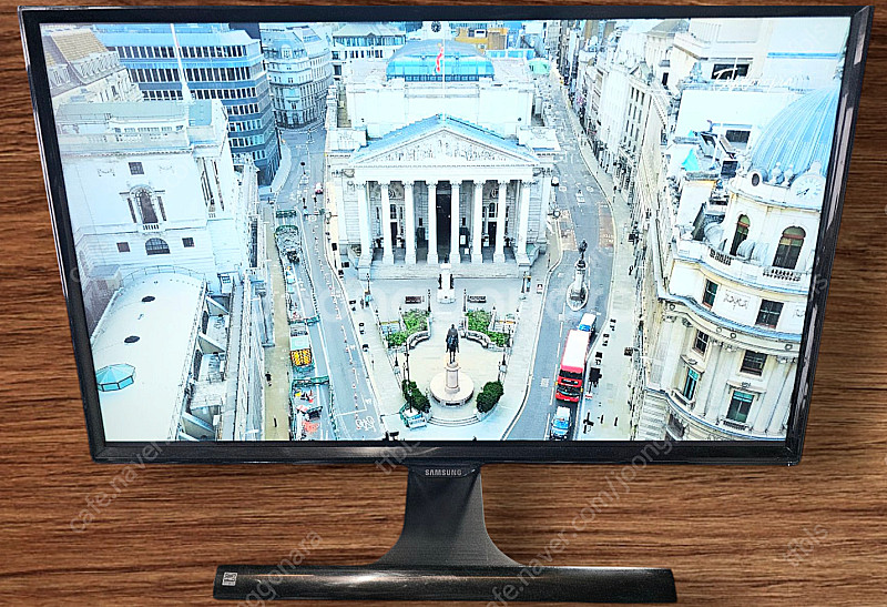 삼성 24인치 LED 모니터 S24E390HL 팝니다--0